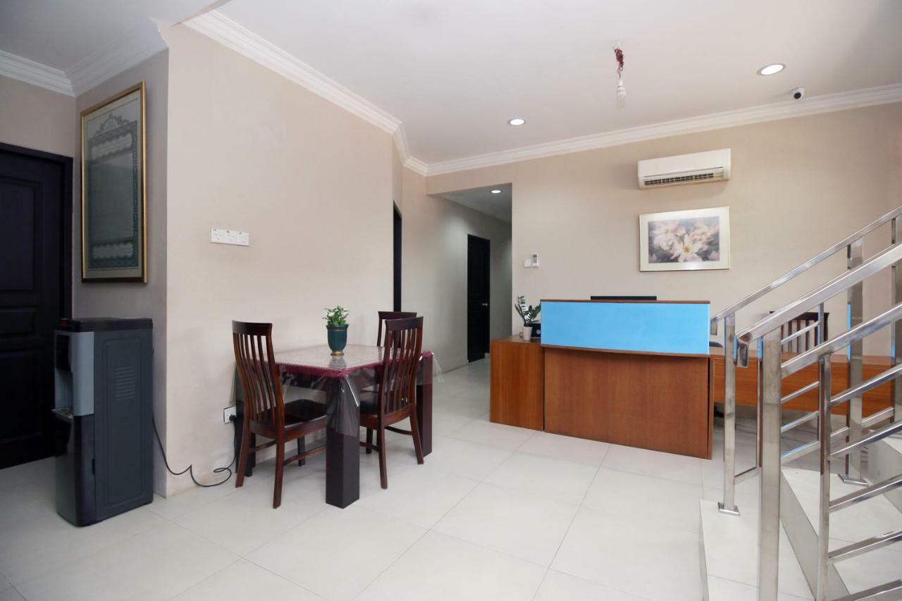 Safina Inn Syariah Sekupang Batam Екстериор снимка