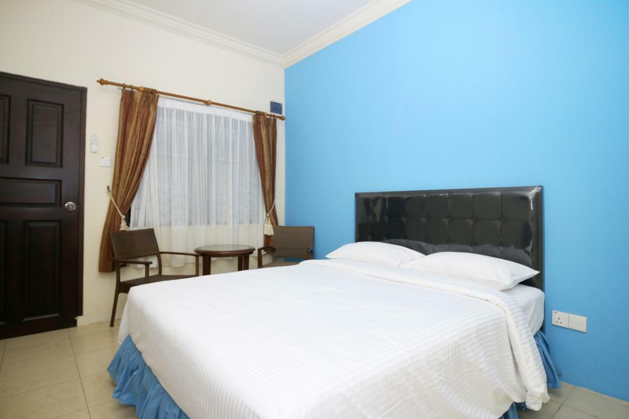 Safina Inn Syariah Sekupang Batam Екстериор снимка